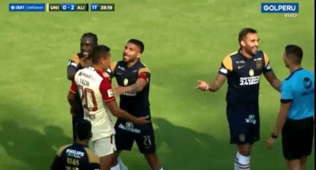 Se calentó: Ángelo Campos y Alex Valera protagonizaron una gresca en el Universitario vs Alianza Lima